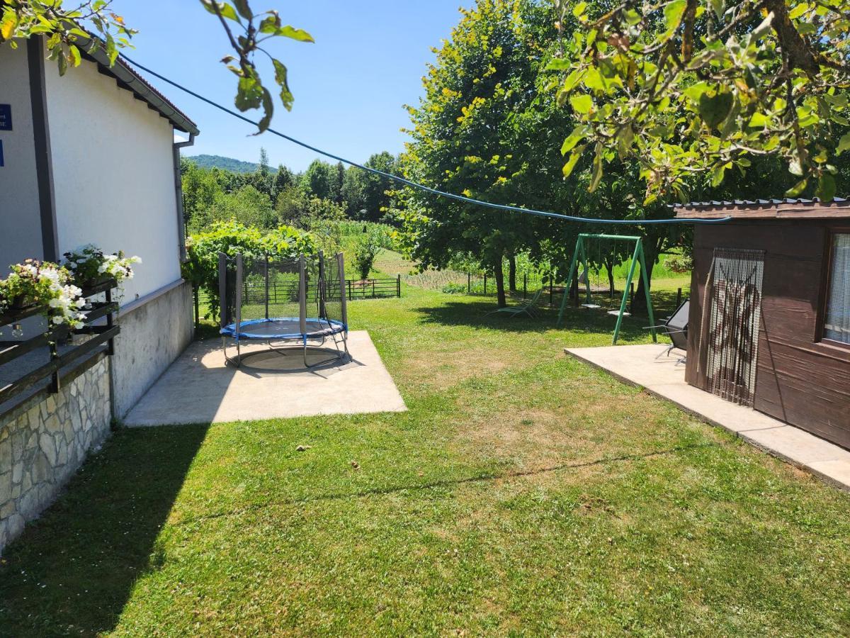 Apartment & Room Toma Smoljanac Bagian luar foto