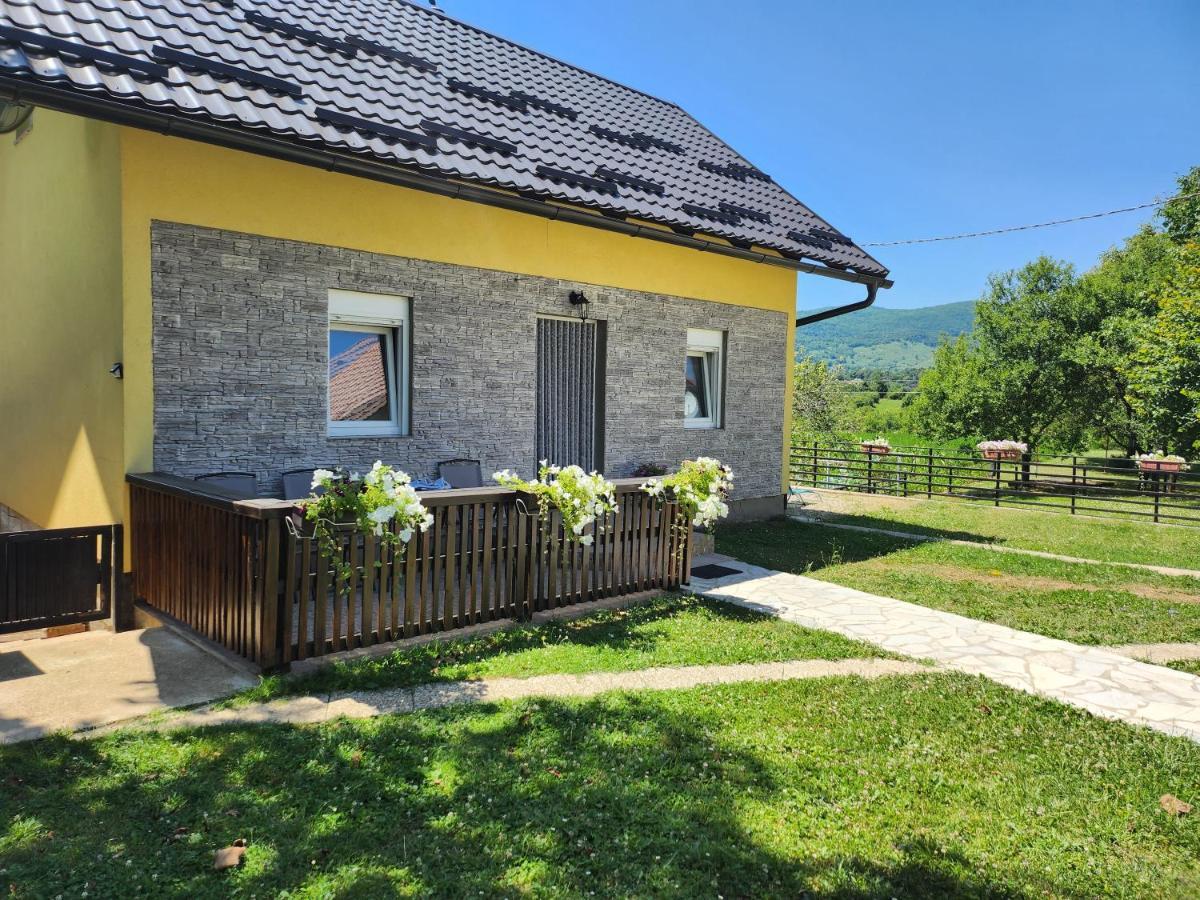 Apartment & Room Toma Smoljanac Bagian luar foto