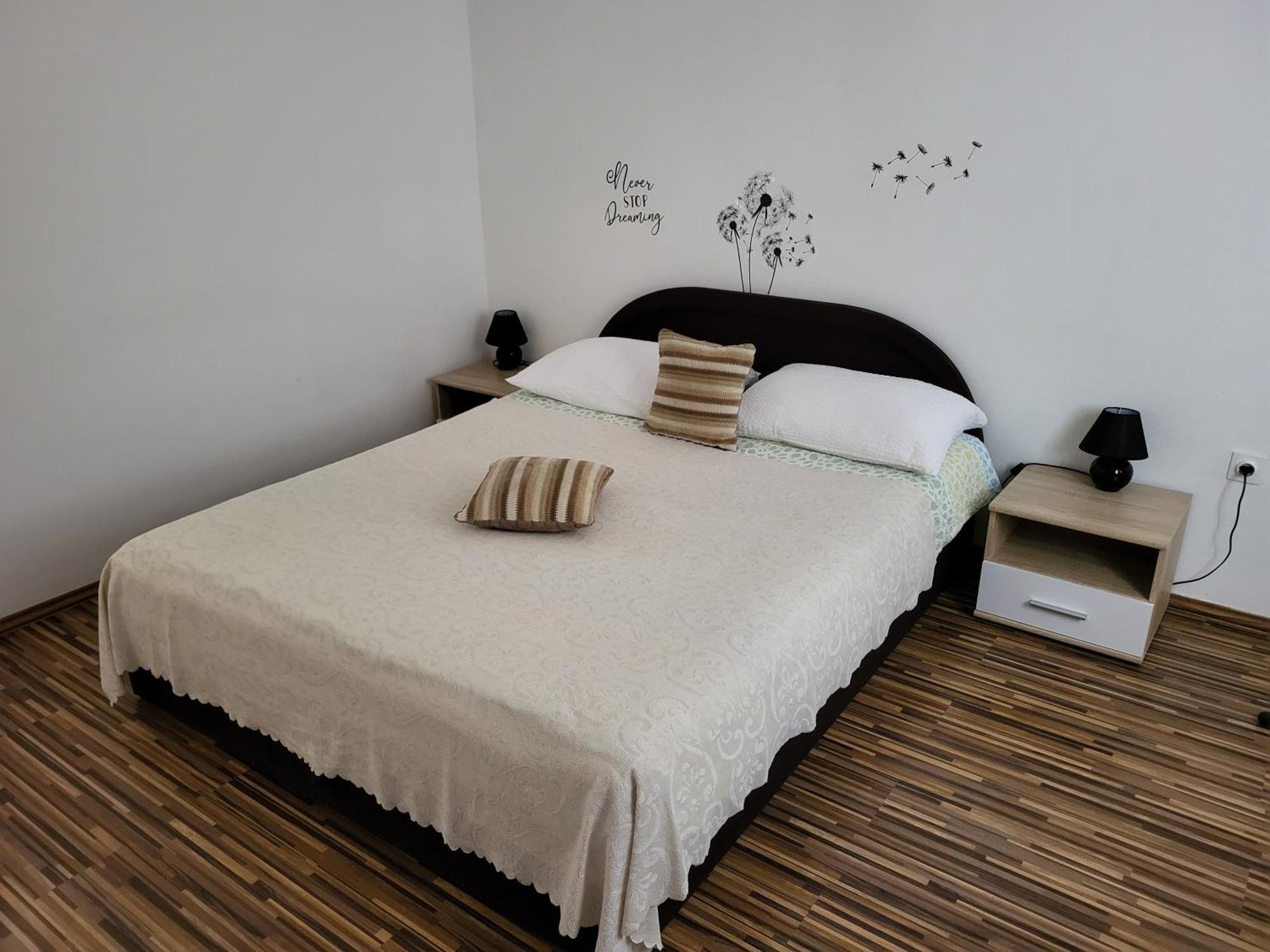 Apartment & Room Toma Smoljanac Ruang foto