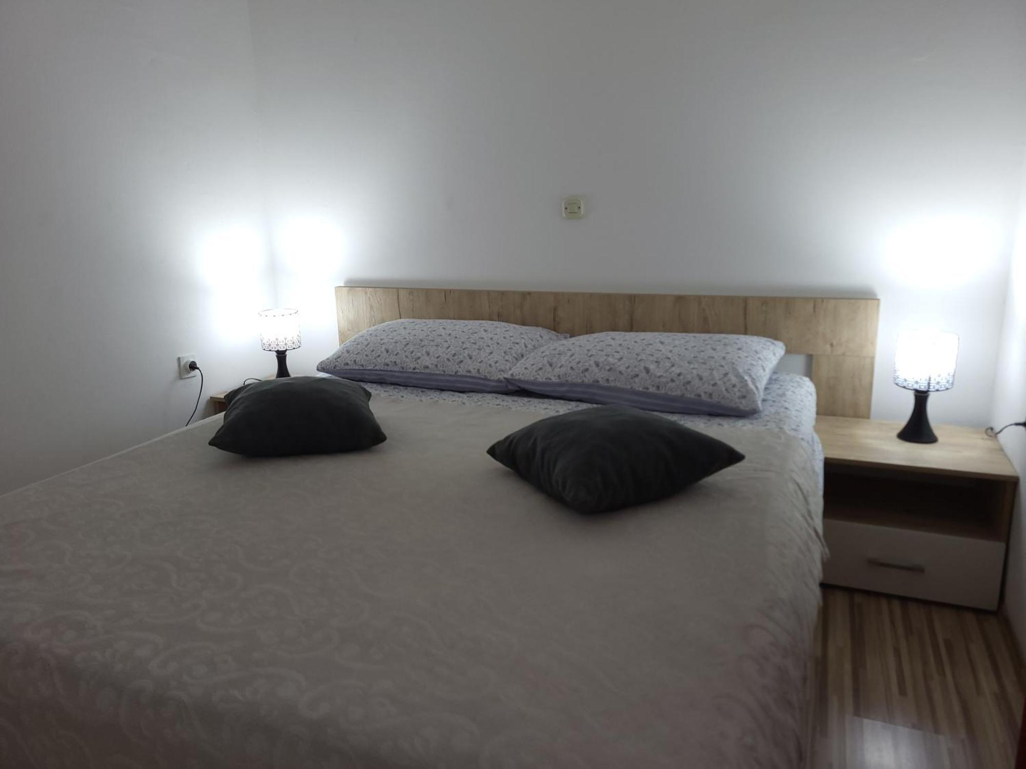 Apartment & Room Toma Smoljanac Bagian luar foto